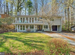8404 Peck Pl, Bethesda, MD 20817