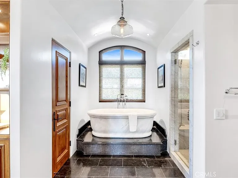 31512 Bluff Dr — Photo 33