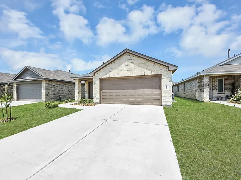 5611 Simcrest Grove Dr — Photo 2