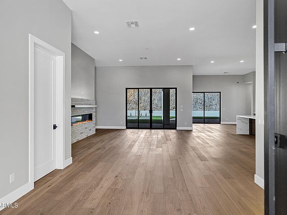5th image of 4328 N KATMAI Street
