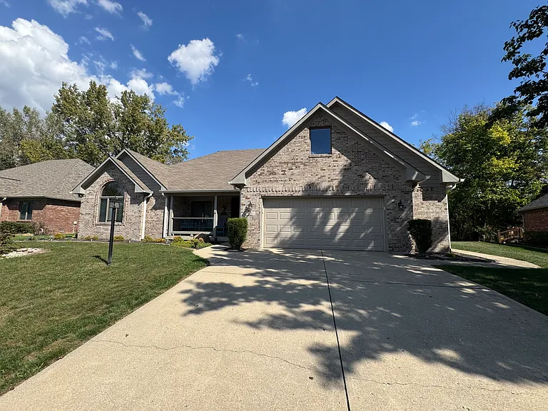 1007 New Harmony Dr — Photo 44