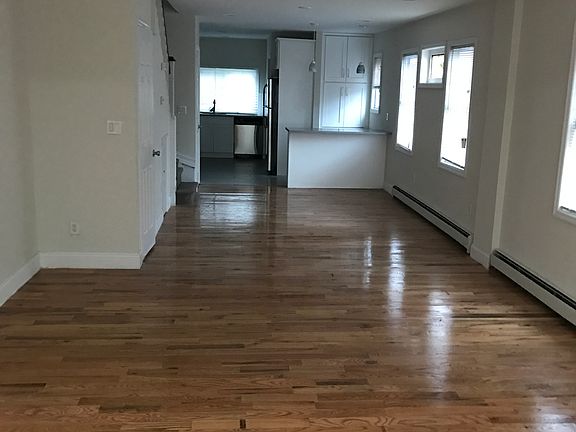 2nd image of 14410 159th St
