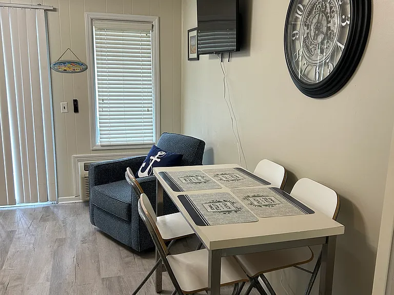 23 S Forest Beach Dr #111 — Photo 3