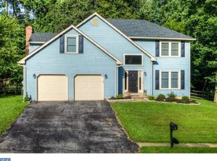 402 Saint Regis Dr, Newark, DE 19711