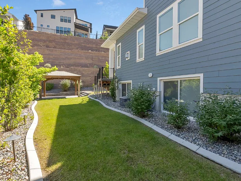 1916 W Oakridge Dr — Photo 53