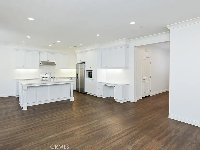 37 Larkfield — Photo 12
