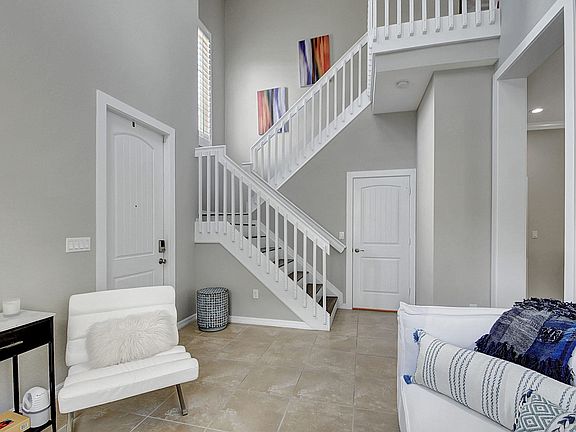 4th image of 3657 Wolf Run Ln