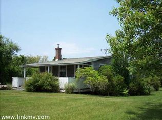 14 Yardarm Ln, Chilmark, MA 02535