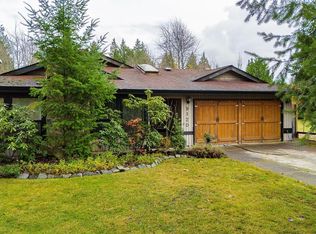 9120 145a St, Surrey, BC V3R 7L7