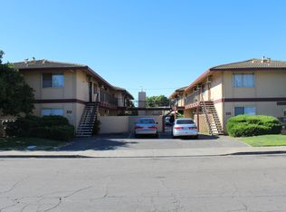 200-208 E Vine St, Lodi, CA 95240
