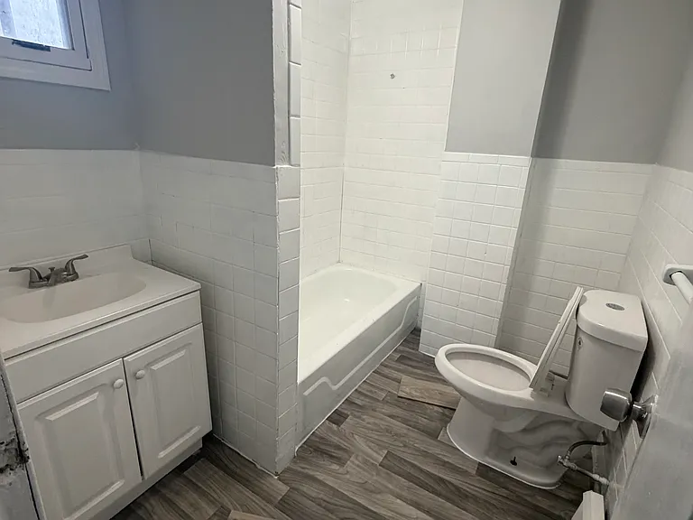 161 Court St #1F — Photo 8