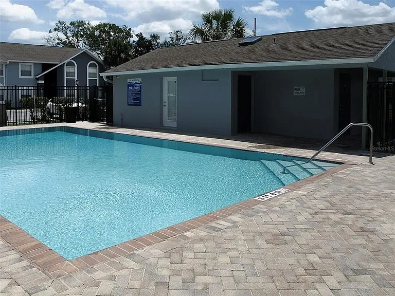 4240 Pershing Pointe Pl #2 — Photo 9