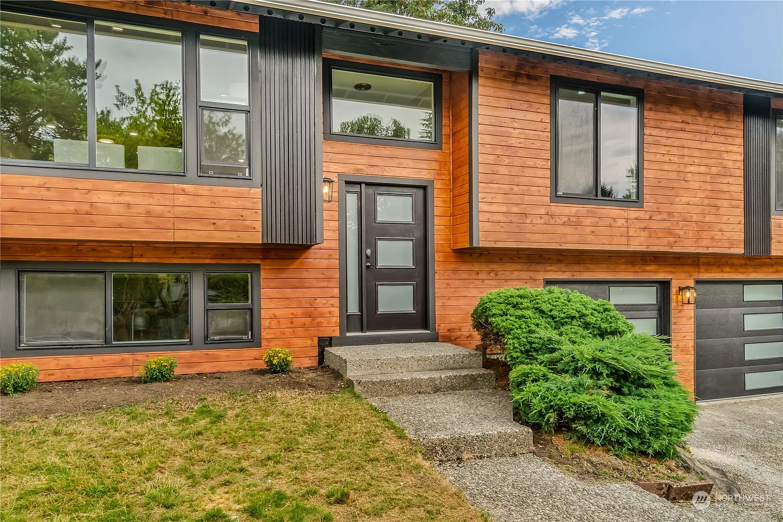 14004 113th Avenue NE photo 1