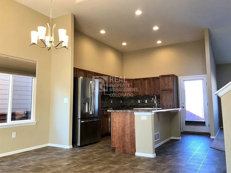 1514 New Season Dr — Photo 3
