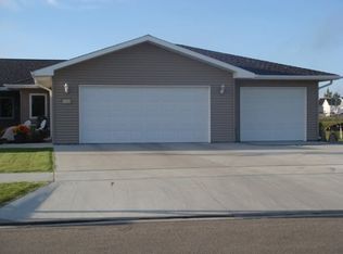 1100 30th Ave SE, Minot, ND 58701