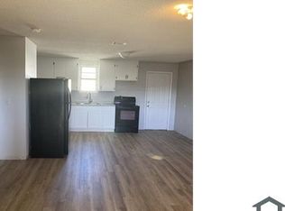 105 N Pine St, Adel, GA 31620