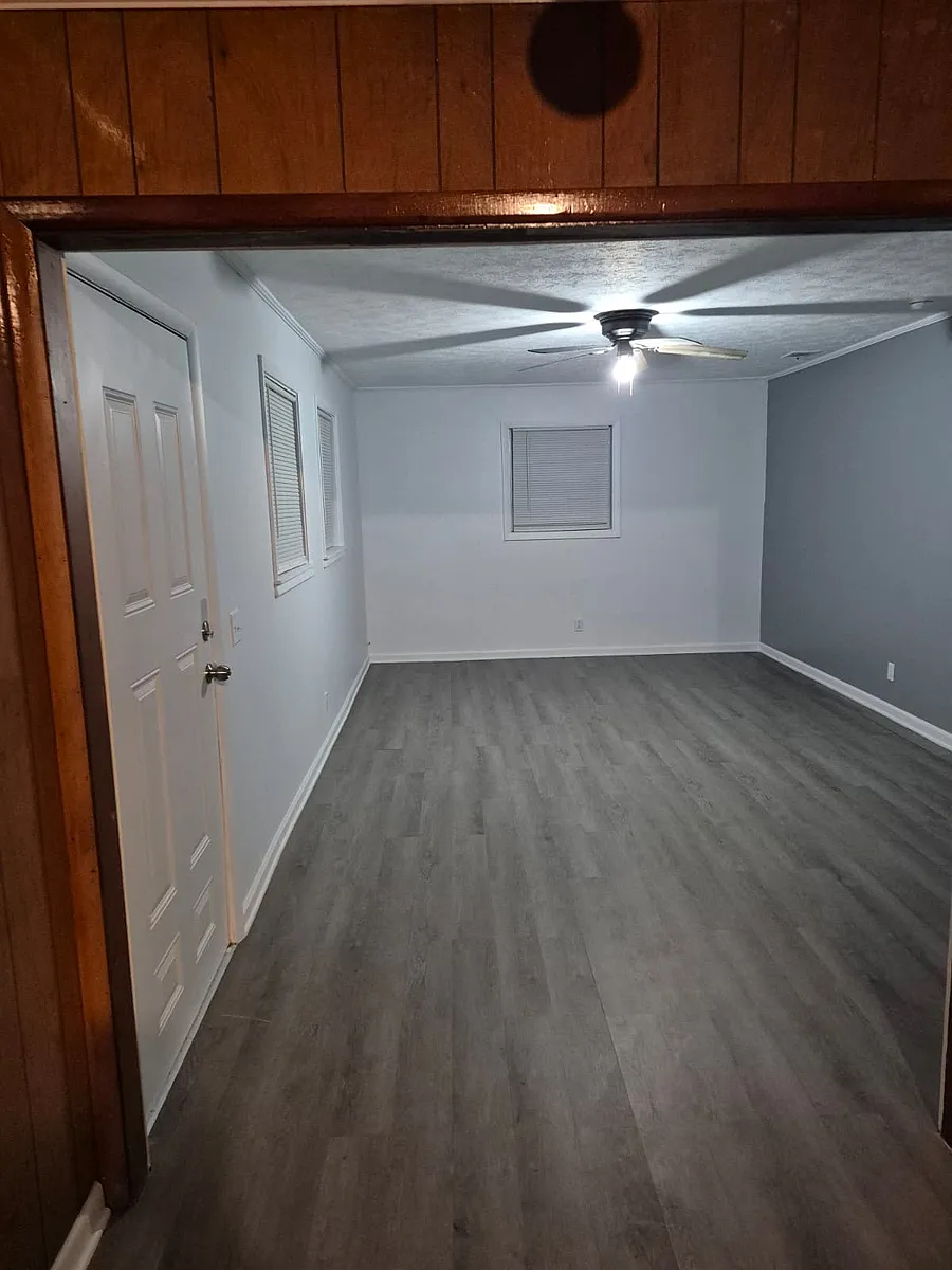 Living Room - 18 Ocmulgee St