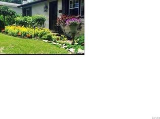 15 Eimer St, Tappan, NY 10983