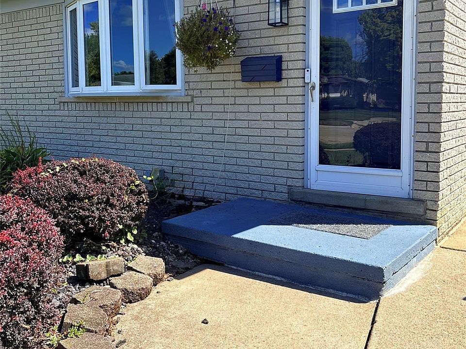 6280 N Farmington Rd, photo 3