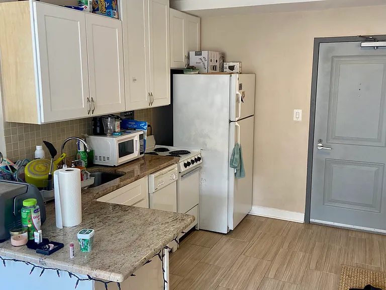 3420 N Lake Shore Dr #12J — Photo 17