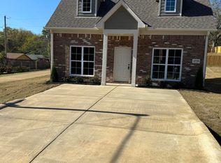 2725 Caffey St, Hernando, MS 38632