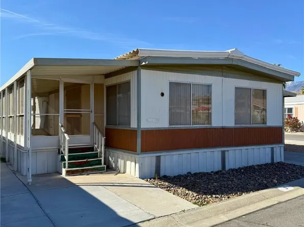 5 Oasis Dr S, Cathedral City, CA 92234