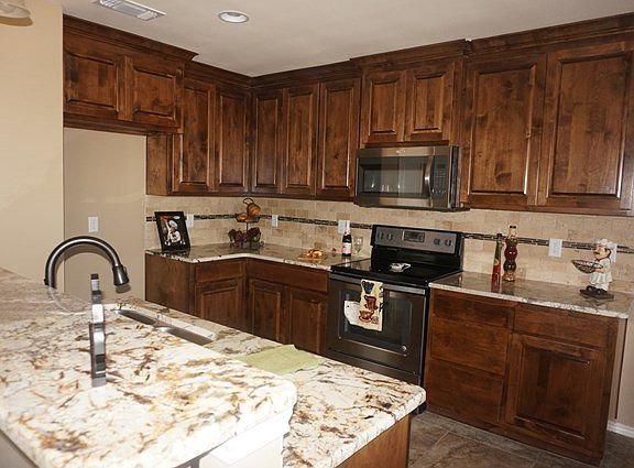4th image of 4122 Huntleigh Dr