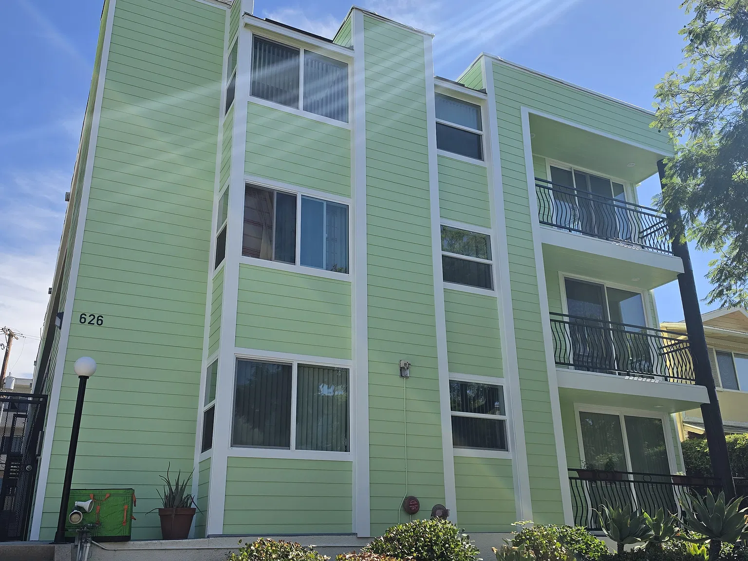 1 bed, 837 sqft, $2,500 — Photo 4