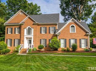 102 Windspring Ct, Cary, NC 27518