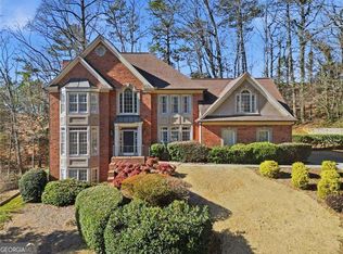2130 Azalea Dr, Roswell, GA 30075