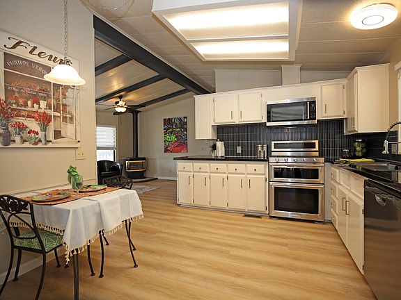 4th image of 1032 Yogi Ct