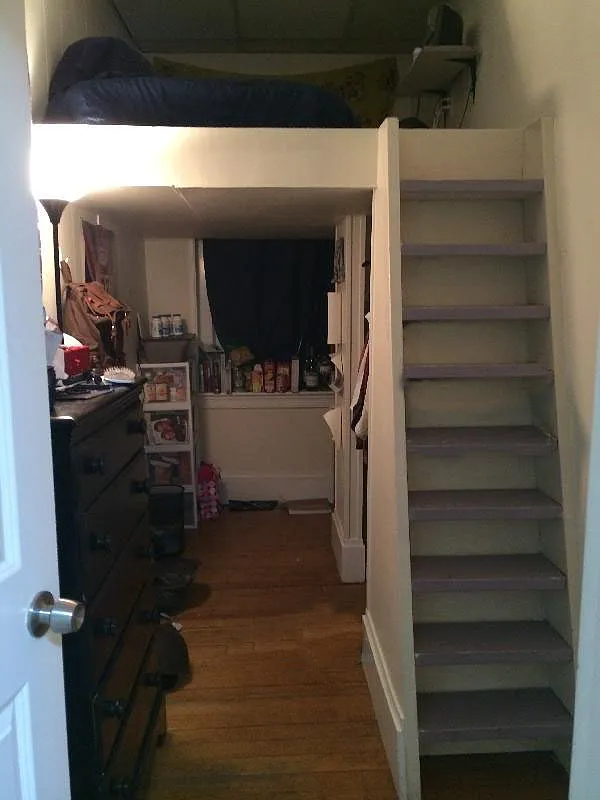 3 bed, 760 sqft, $4,200 — Photo 1