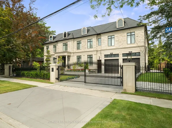 23 Sandfield Rd, Toronto, ON M3B 2B5
