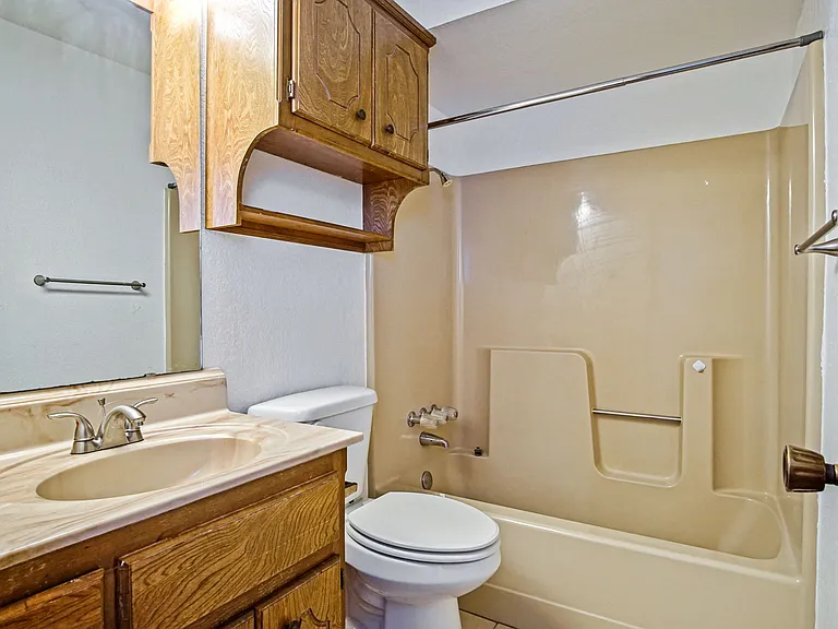 8910 Oak Valley Dr — Photo 9