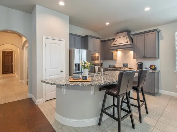 1417 Downing Dr, Aubrey, TX 76227
