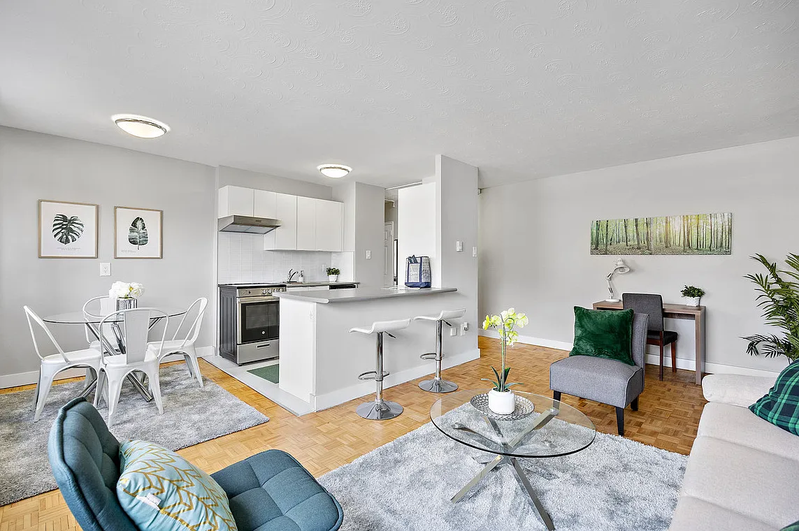 2360 Weston Rd. — Photo 4