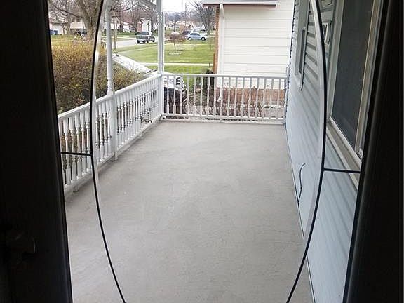4th image of 2151 E 40th St