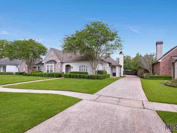 10823 Ramblewood Dr, Baton Rouge, LA 70810