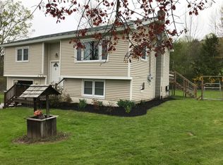 526 Parker Rd, Pittsford, VT 05763