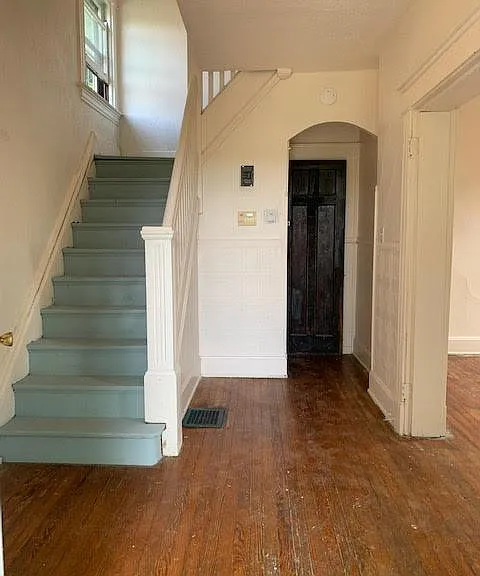 2954 W McMicken Ave — Photo 5