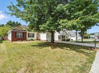 407 Riverwalk Dr NW, Concord, NC 28027