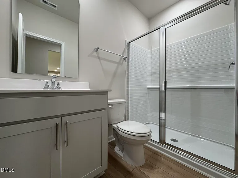 101 Klamath Dr — Photo 14