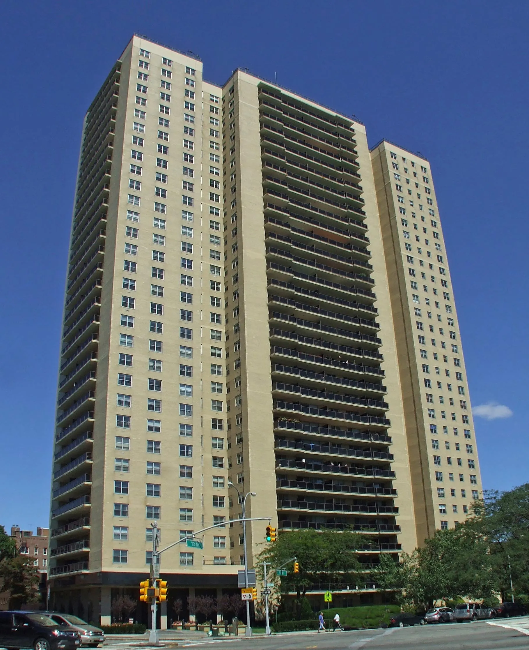 Kennedy House at 110-11 Queens Boulevard in Forest Hills : Sales ...