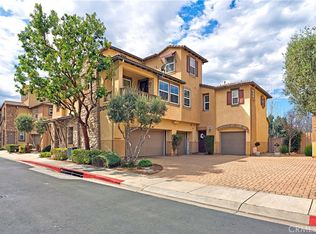31082 Strawberry Tree Ln, Temecula, CA 92592