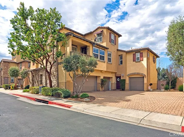 31082 Strawberry Tree Ln, Temecula, CA 92592