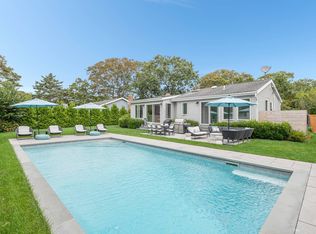 157 Wakeman Rd, Hampton Bays, NY 11946