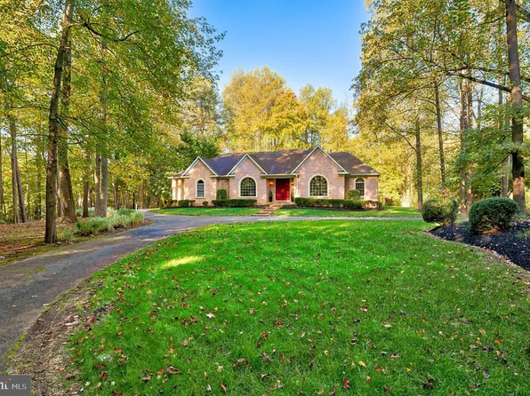 929 Heatherfield Ln, Millersville, MD 21108