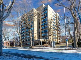 6095 Coburg Rd UNIT 607, Halifax, NS B3H 4K1