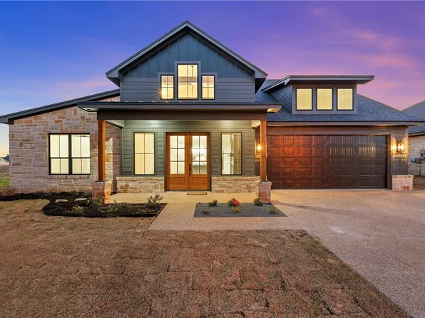 10260 Fallen Leaf Dr, Waco, TX 76712