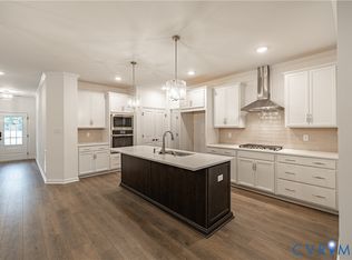 6715 Mayland Ridge Ln, Moseley, VA 23120